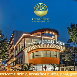 3* Отель Petro House - Block A